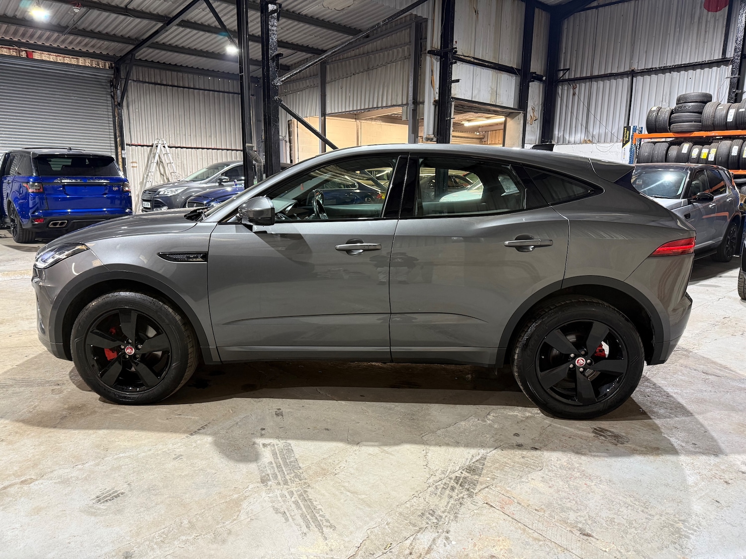 Used Jaguar E-Pace 2019 for sale - 77080120: Photo 5