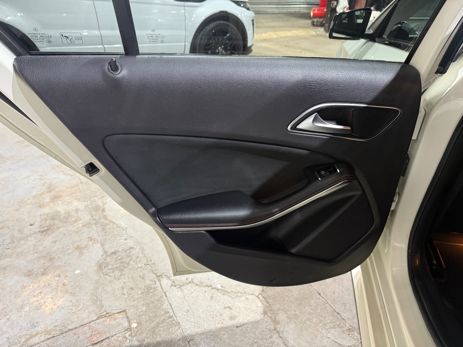 Used Mercedes-Benz A-Class 2013 for sale - 76635942: Photo 12