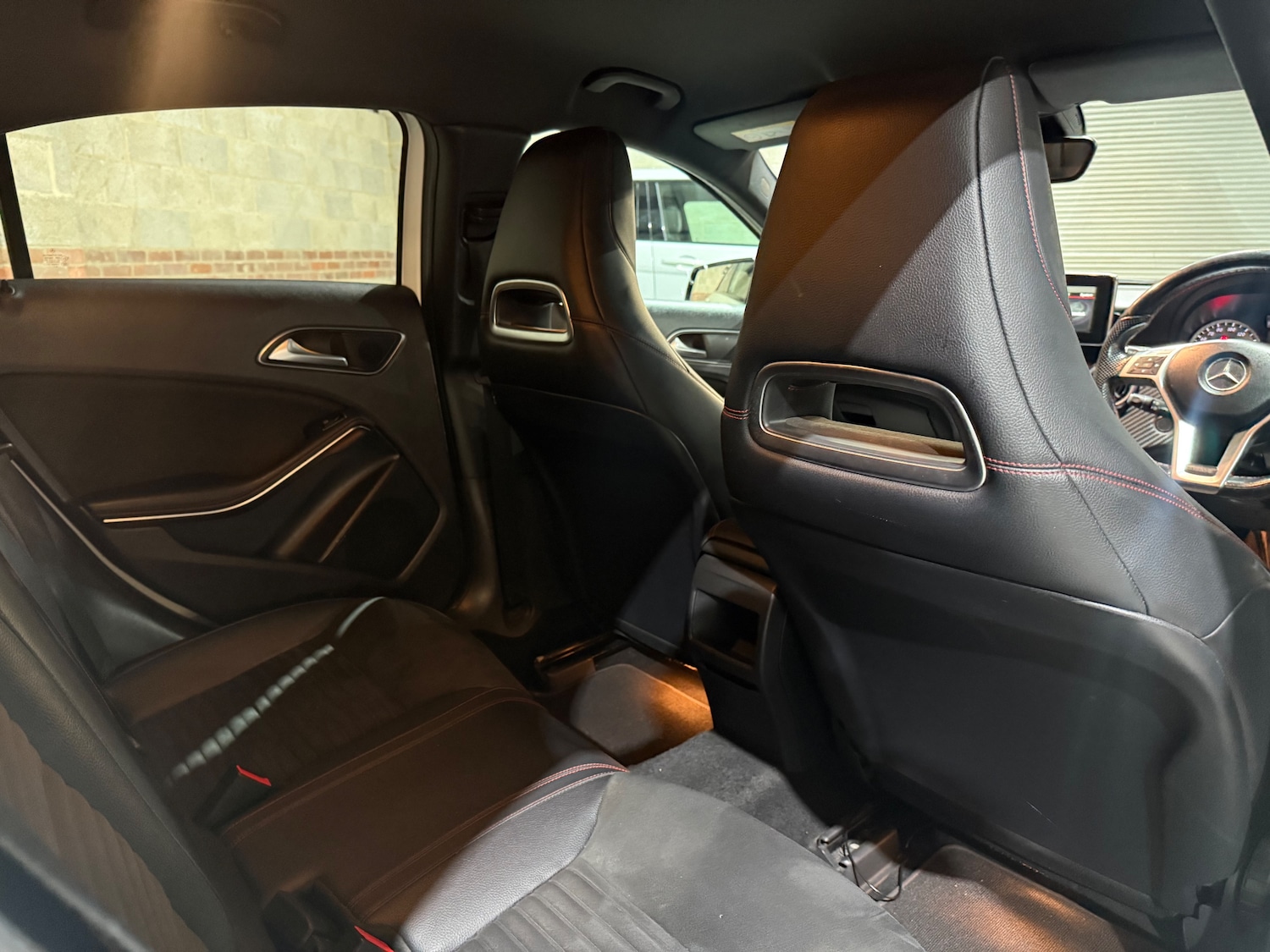 Used Mercedes-Benz A-Class 2013 for sale - 76635942: Photo 17