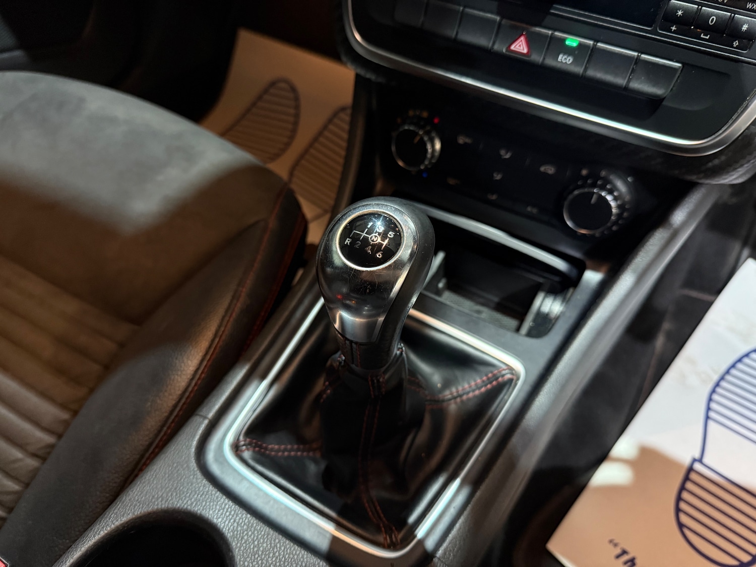 Used Mercedes-Benz A-Class 2013 for sale - 76635942: Photo 33