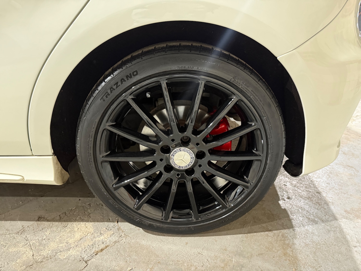 Used Mercedes-Benz A-Class 2013 for sale - 76635942: Photo 48