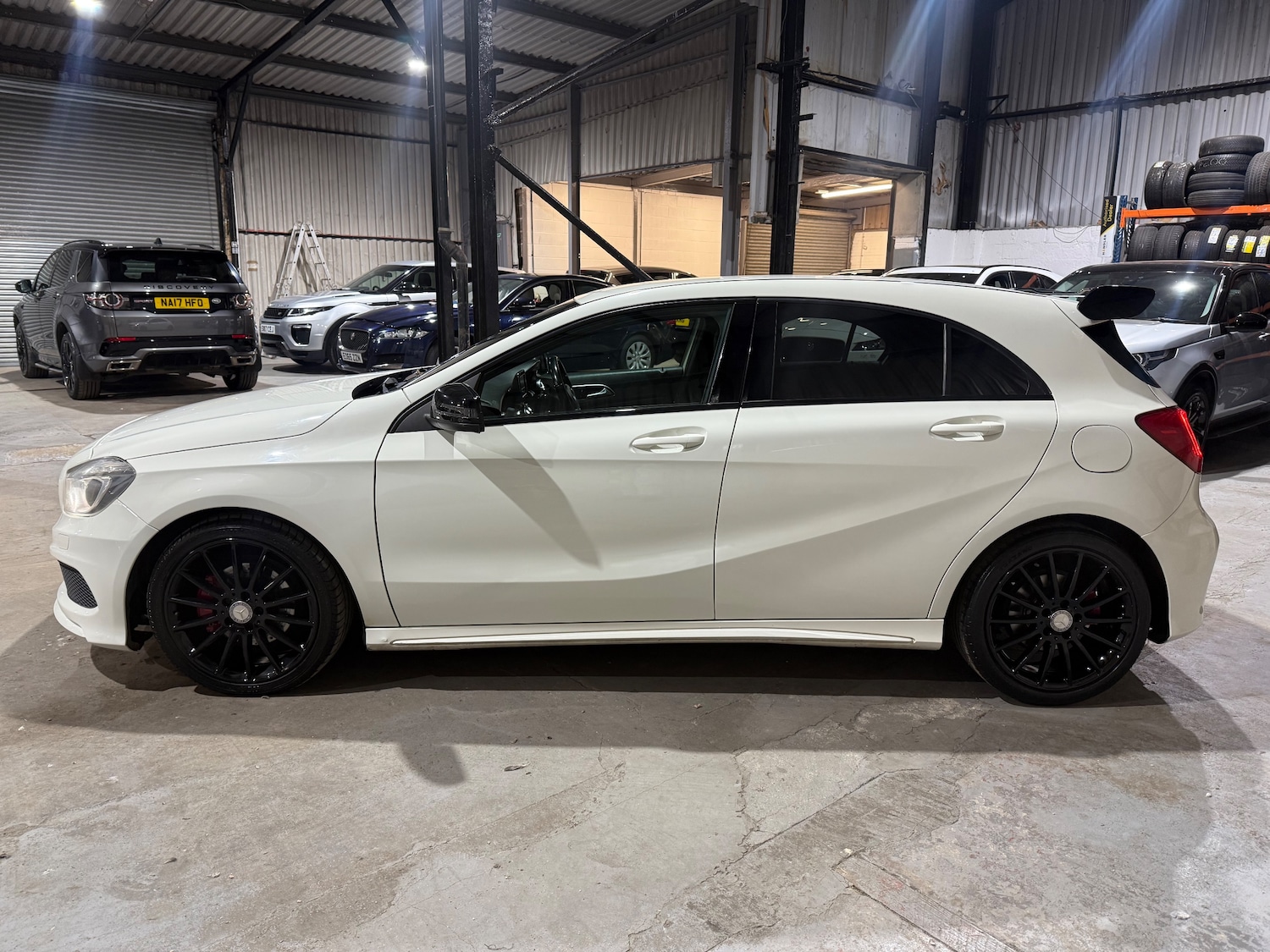 Used Mercedes-Benz A-Class 2013 for sale - 76635942: Photo 5