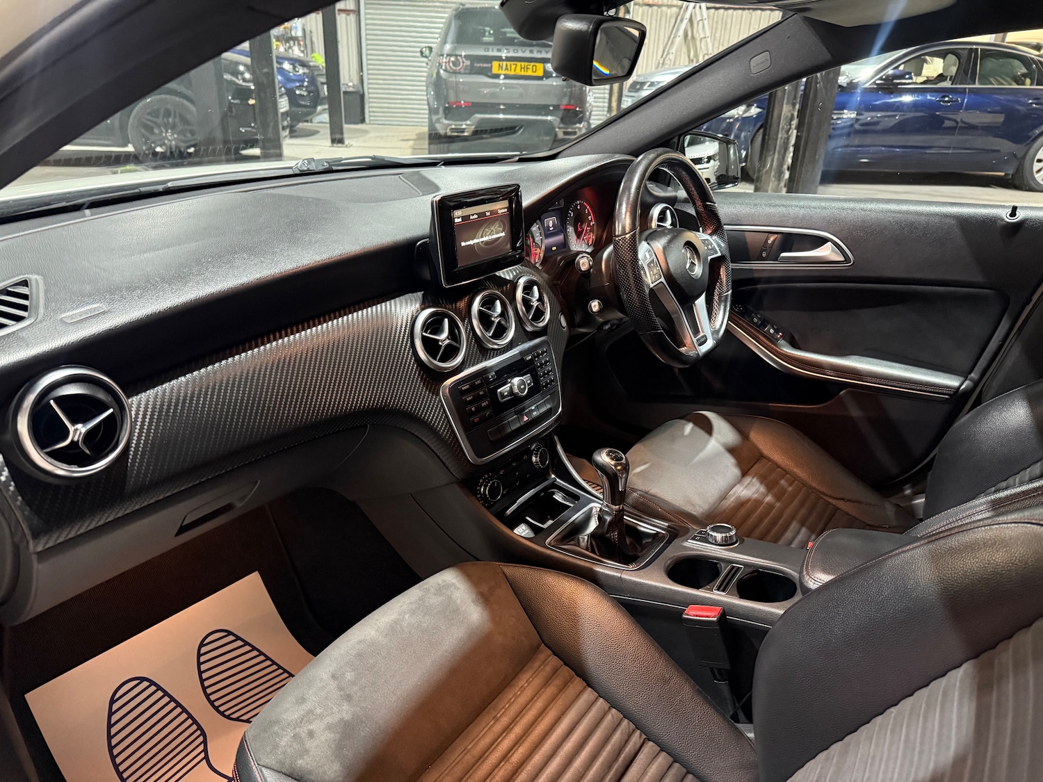 Used Mercedes-Benz A-Class 2013 for sale - 76635942: Photo 9