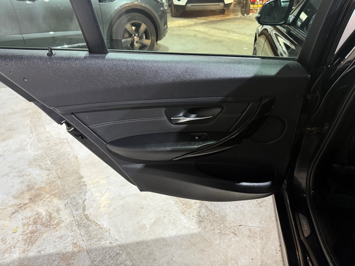 Used BMW 3 Series for sale - 76999594: Photo 11