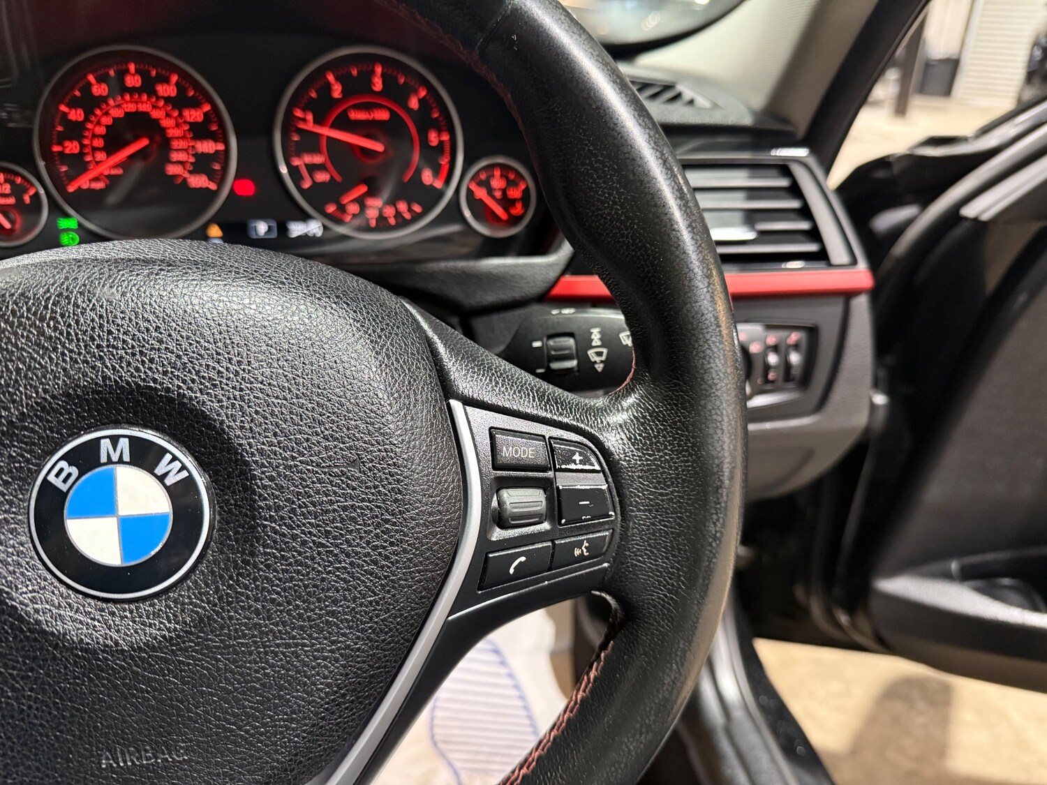 Used BMW 3 Series for sale - 76999594: Photo 28