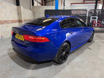 Used Jaguar XE 2018 for sale - 78852469: Photo