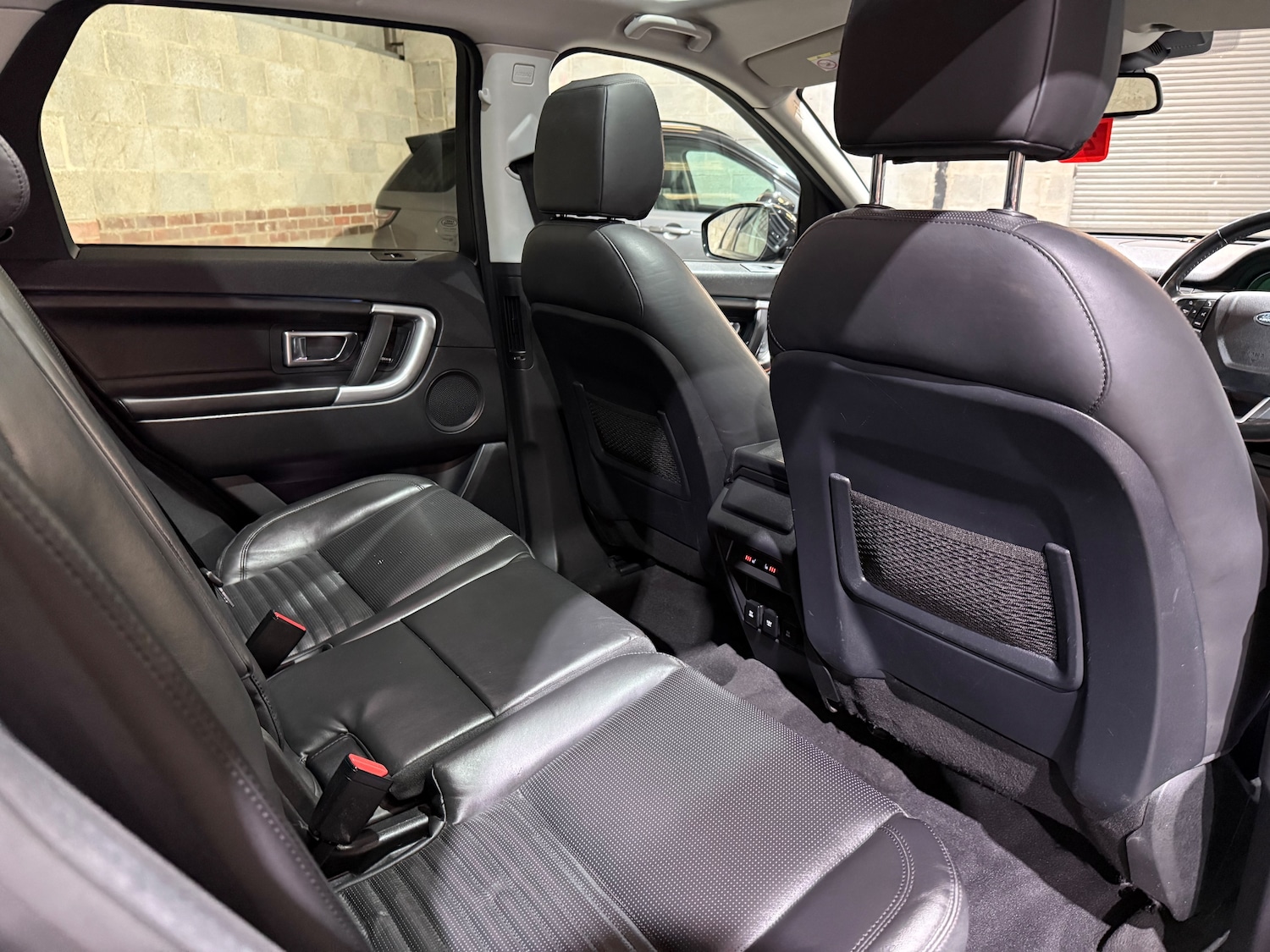 Used Land Rover Discovery Sport 2017 for sale - 76896412: Photo 22