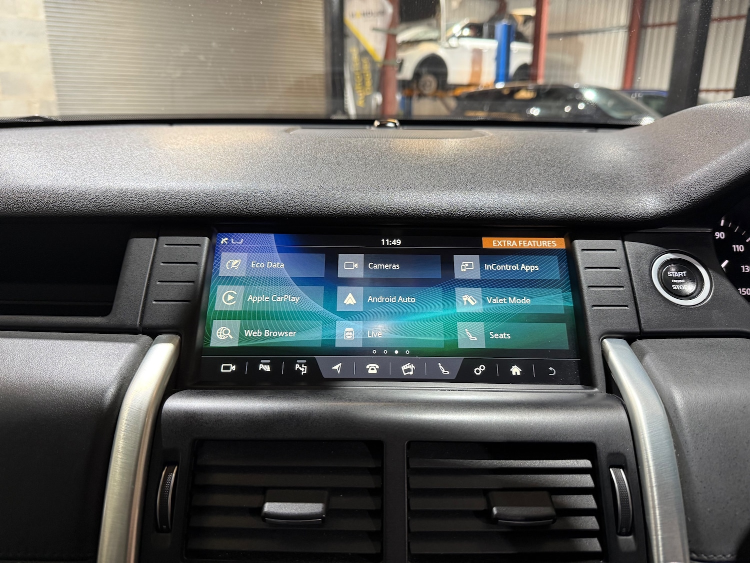 Used Land Rover Discovery Sport 2017 for sale - 76896412: Photo 40