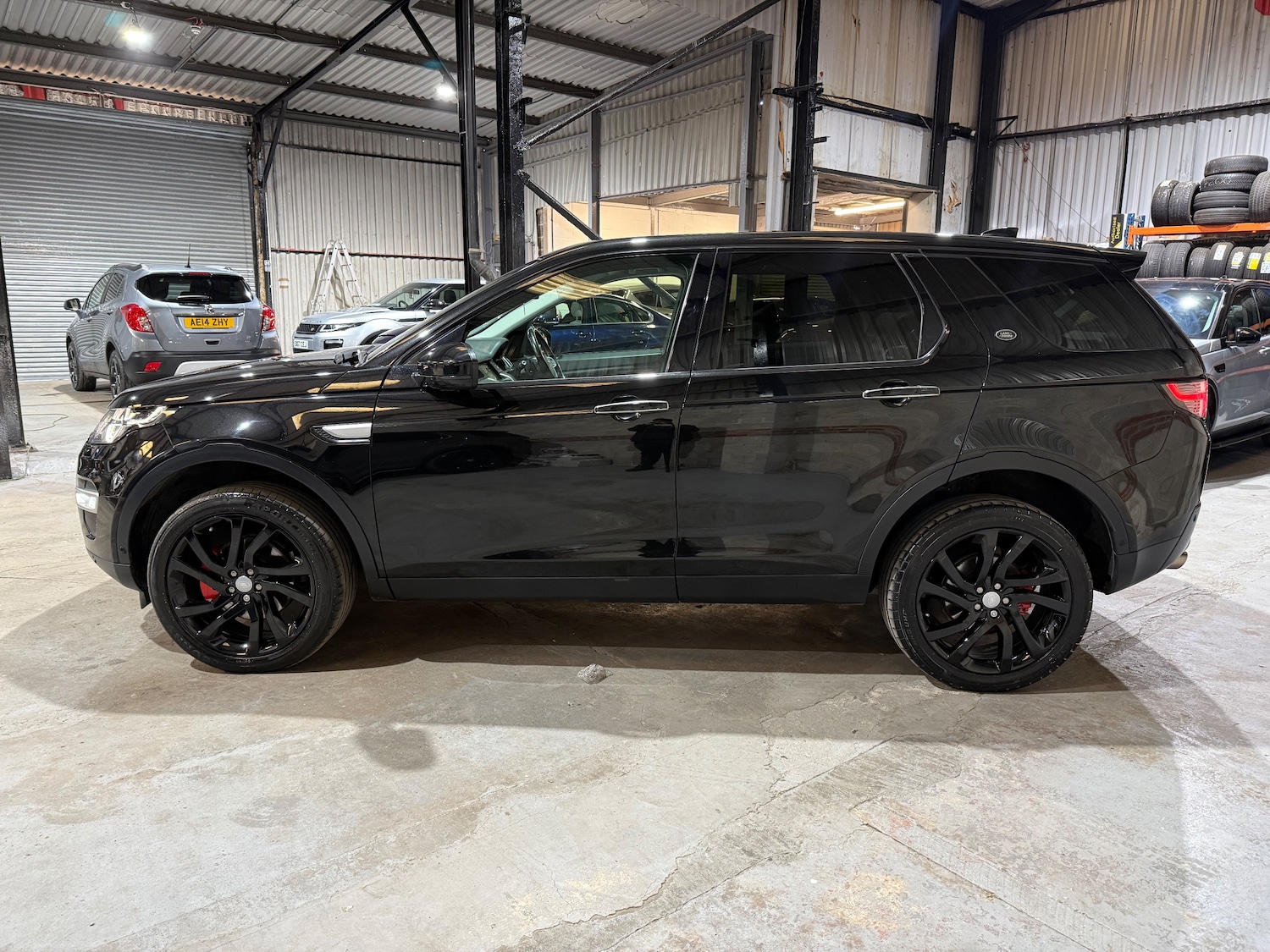 Used Land Rover Discovery Sport 2017 for sale - 76896412: Photo 5