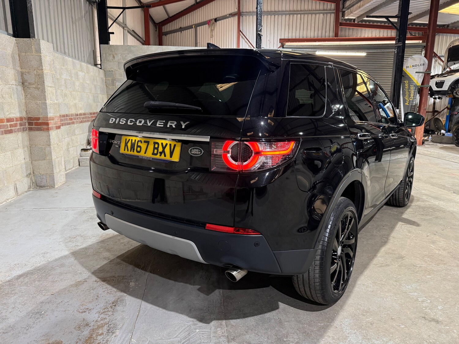 Used Land Rover Discovery Sport 2017 for sale - 76896412: Photo 50