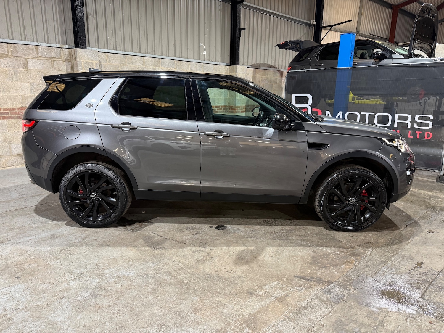 Used Land Rover Discovery Sport 2016 for sale - 77506111: Photo 2