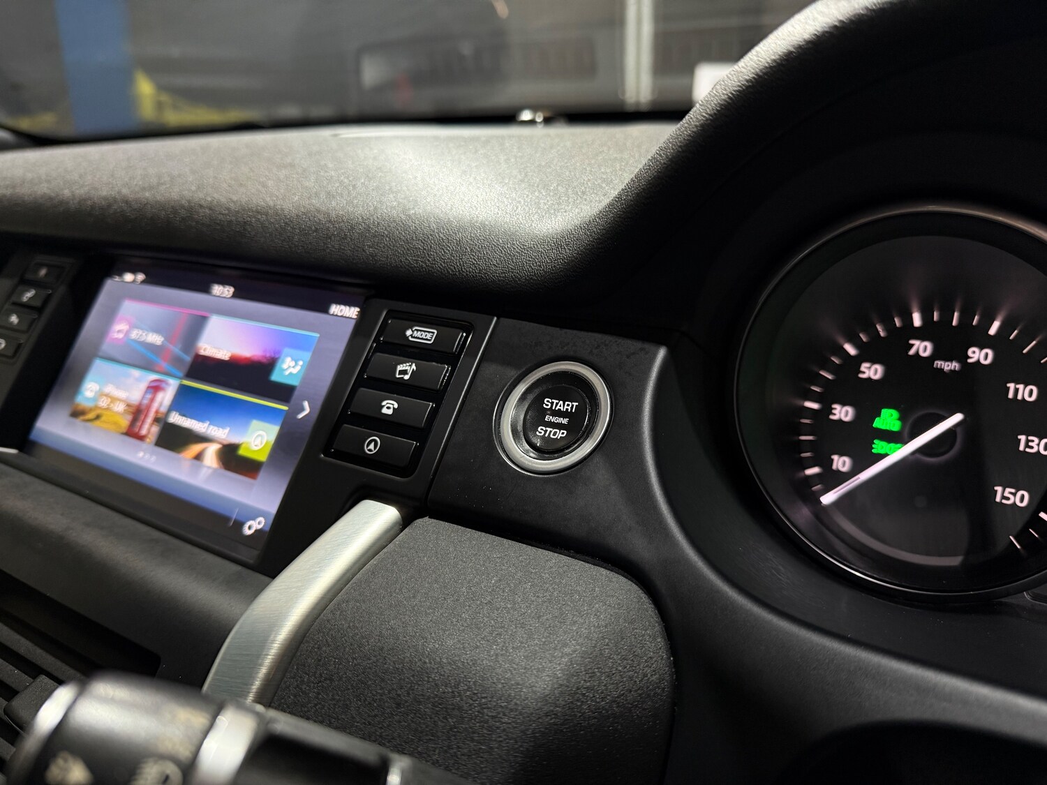 Used Land Rover Discovery Sport 2016 for sale - 77506111: Photo 37