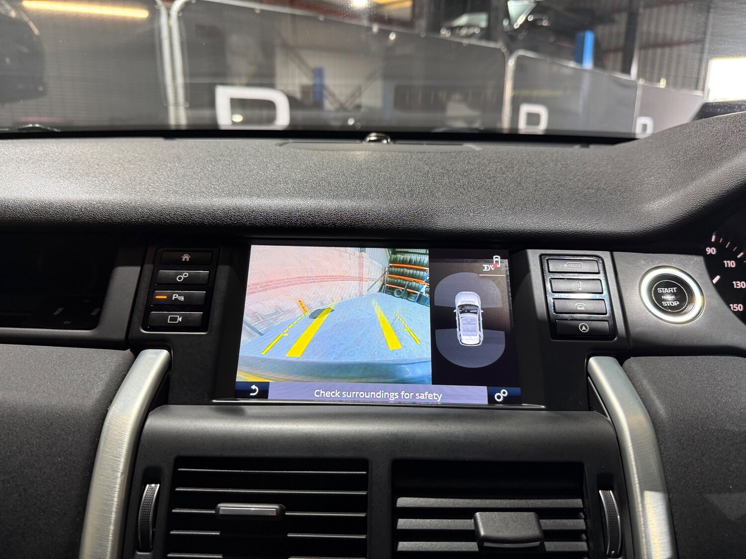 Used Land Rover Discovery Sport 2016 for sale - 77506111: Photo 40