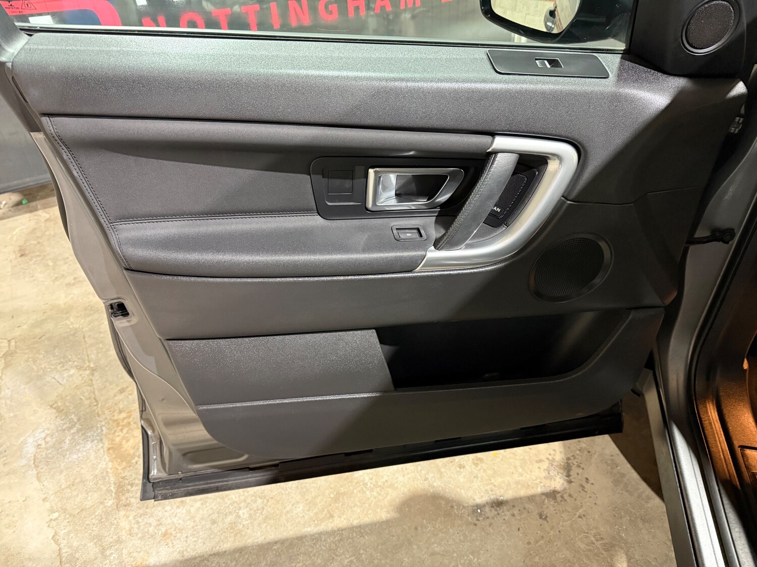 Used Land Rover Discovery Sport 2016 for sale - 77506111: Photo 7