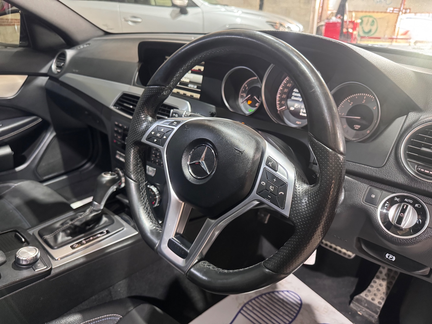 Used Mercedes-Benz C Class 2015 for sale - 77236230: Photo 18