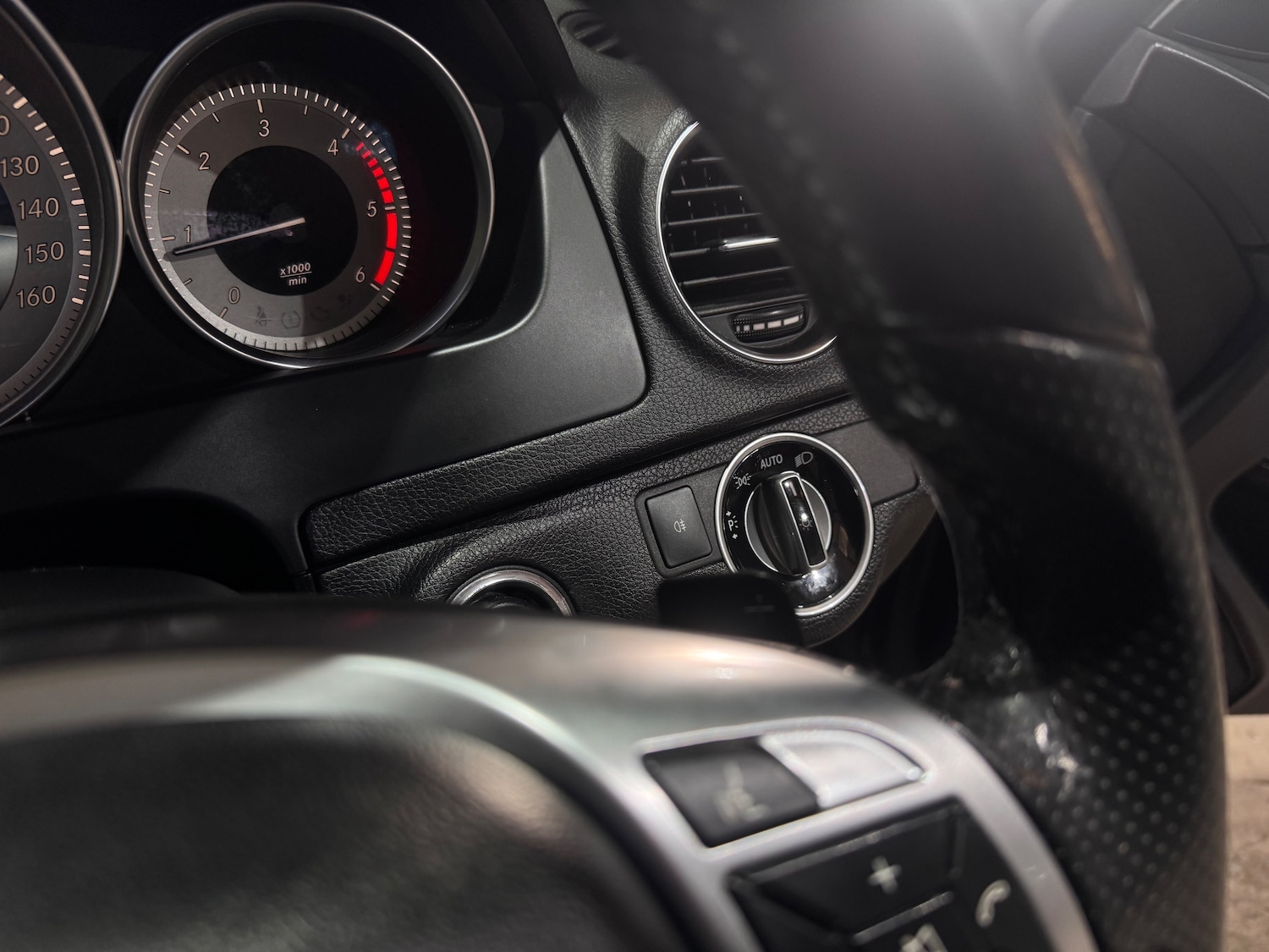 Used Mercedes-Benz C Class 2015 for sale - 77236230: Photo 31