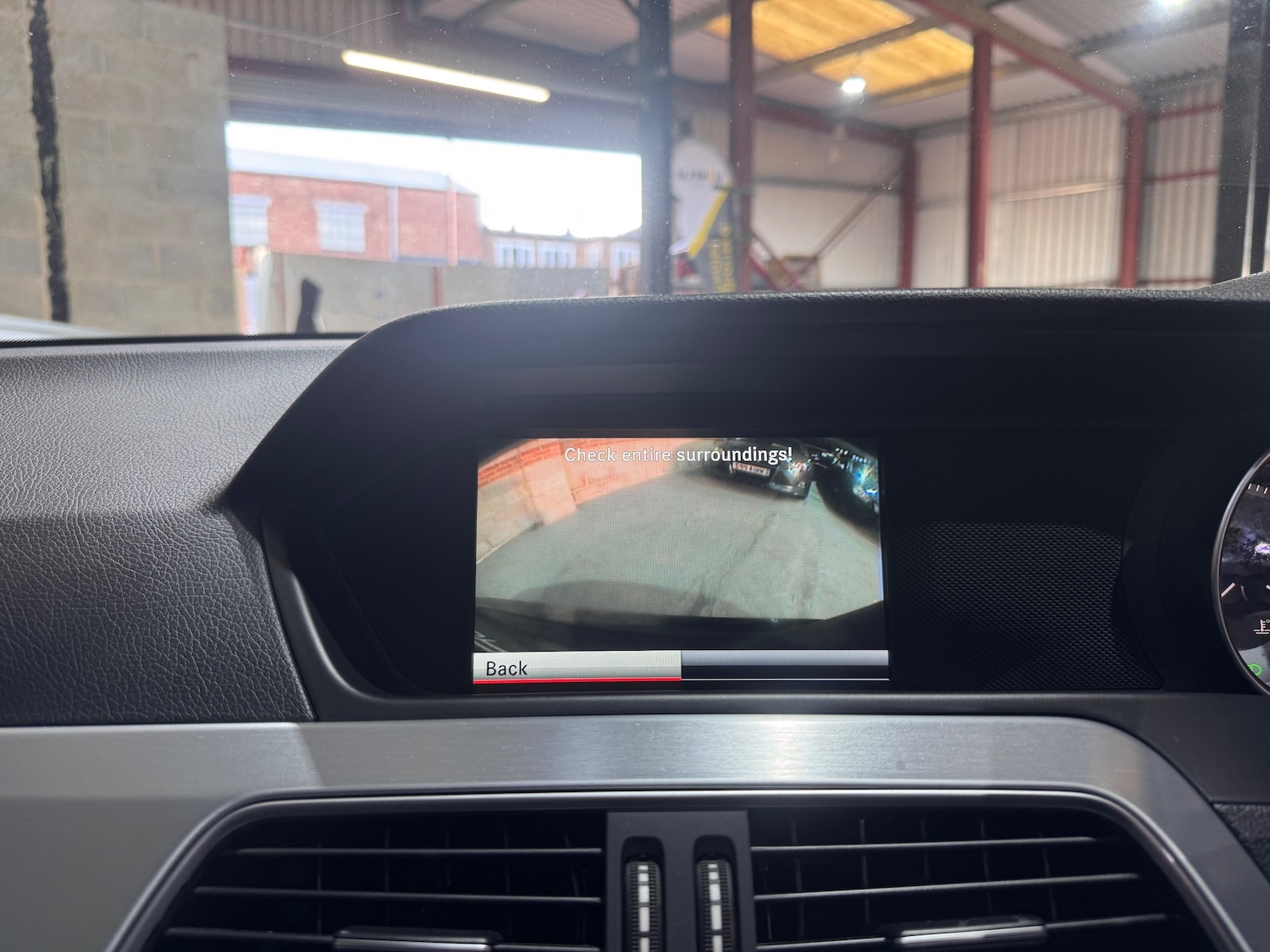 Used Mercedes-Benz C Class 2015 for sale - 77236230: Photo 36