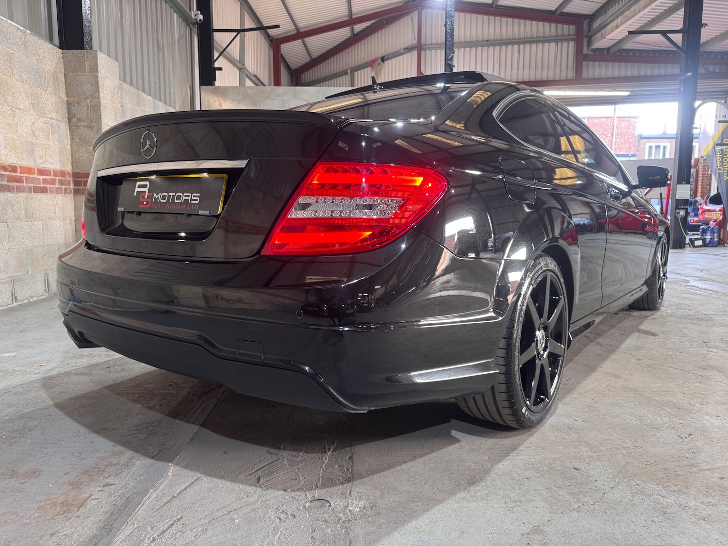 Used Mercedes-Benz C Class 2015 for sale - 77236230: Photo 46