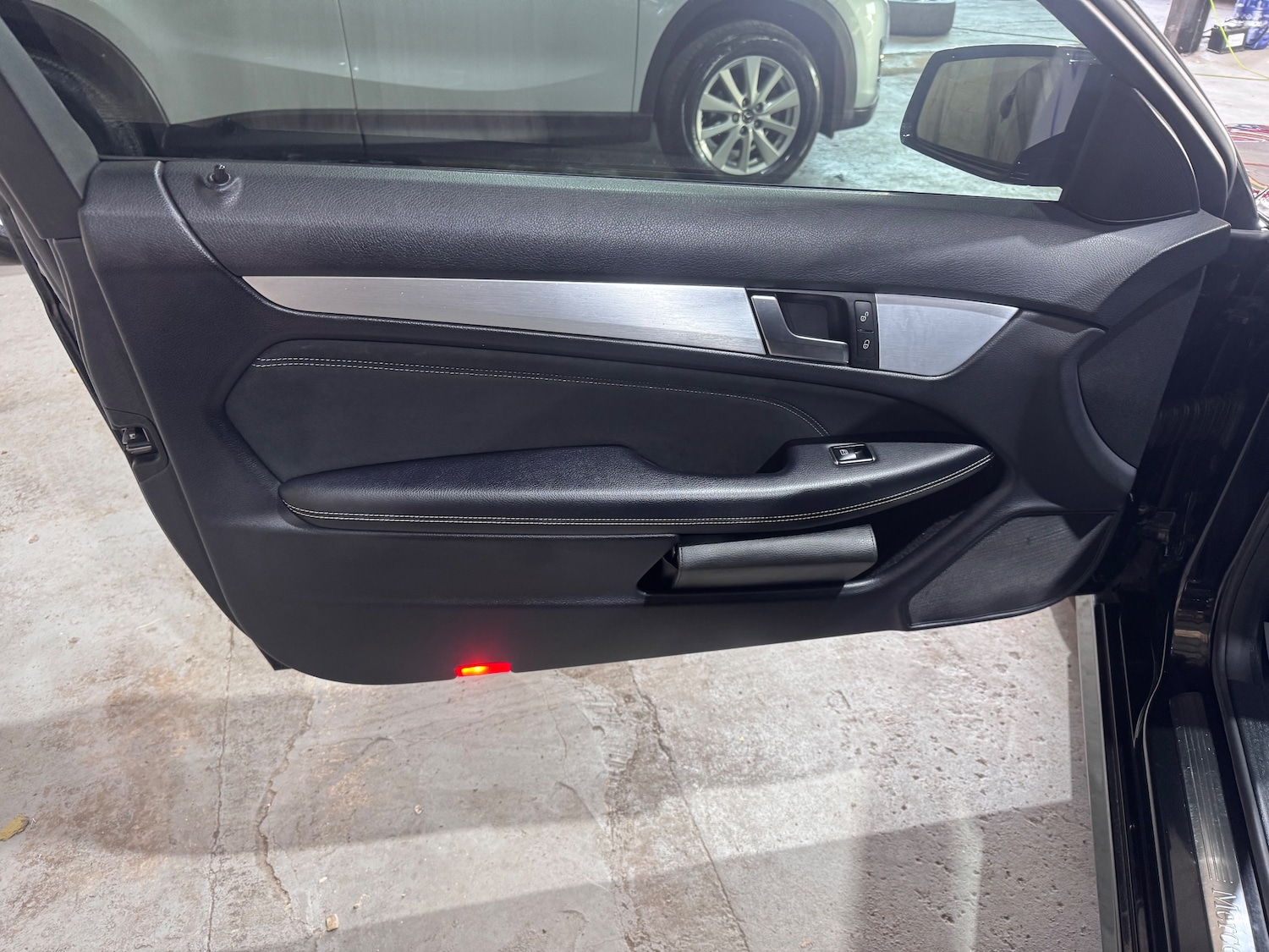 Used Mercedes-Benz C Class 2015 for sale - 77236230: Photo 7