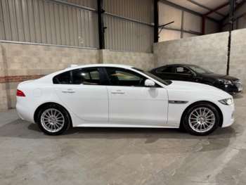 Used Jaguar XE 2017 for sale - 74981945: Photo