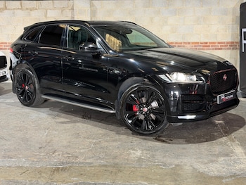 Used Jaguar F-Pace 2017 for sale - 79431199: Photo