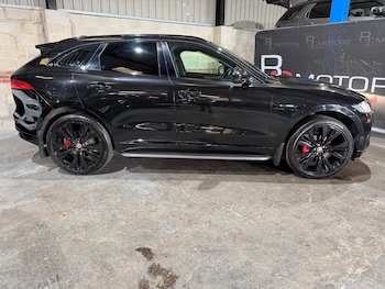 Used Jaguar F-Pace 2017 for sale - 79431199: Photo