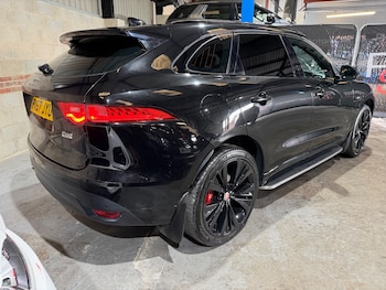 Used Jaguar F-Pace 2017 for sale - 79431199: Photo