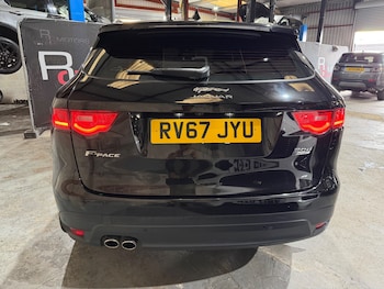 Used Jaguar F-Pace 2017 for sale - 79431199: Photo