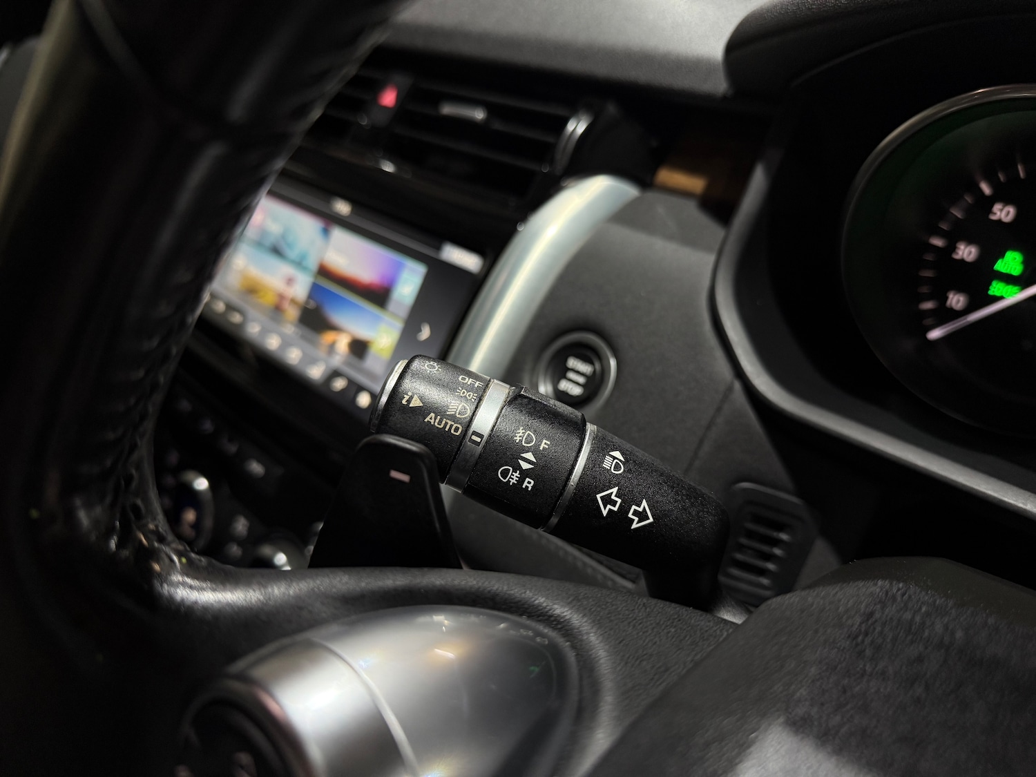 Used Land Rover Discovery 2017 for sale - 77287374: Photo 44