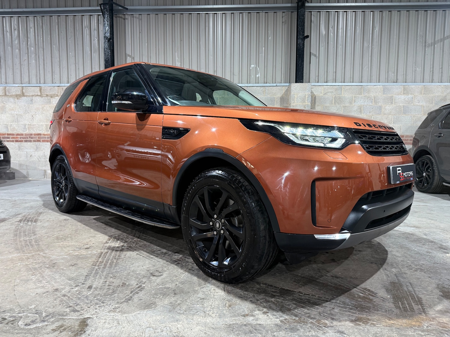 Used Land Rover Discovery 2017 for sale - 77287374: Photo 61