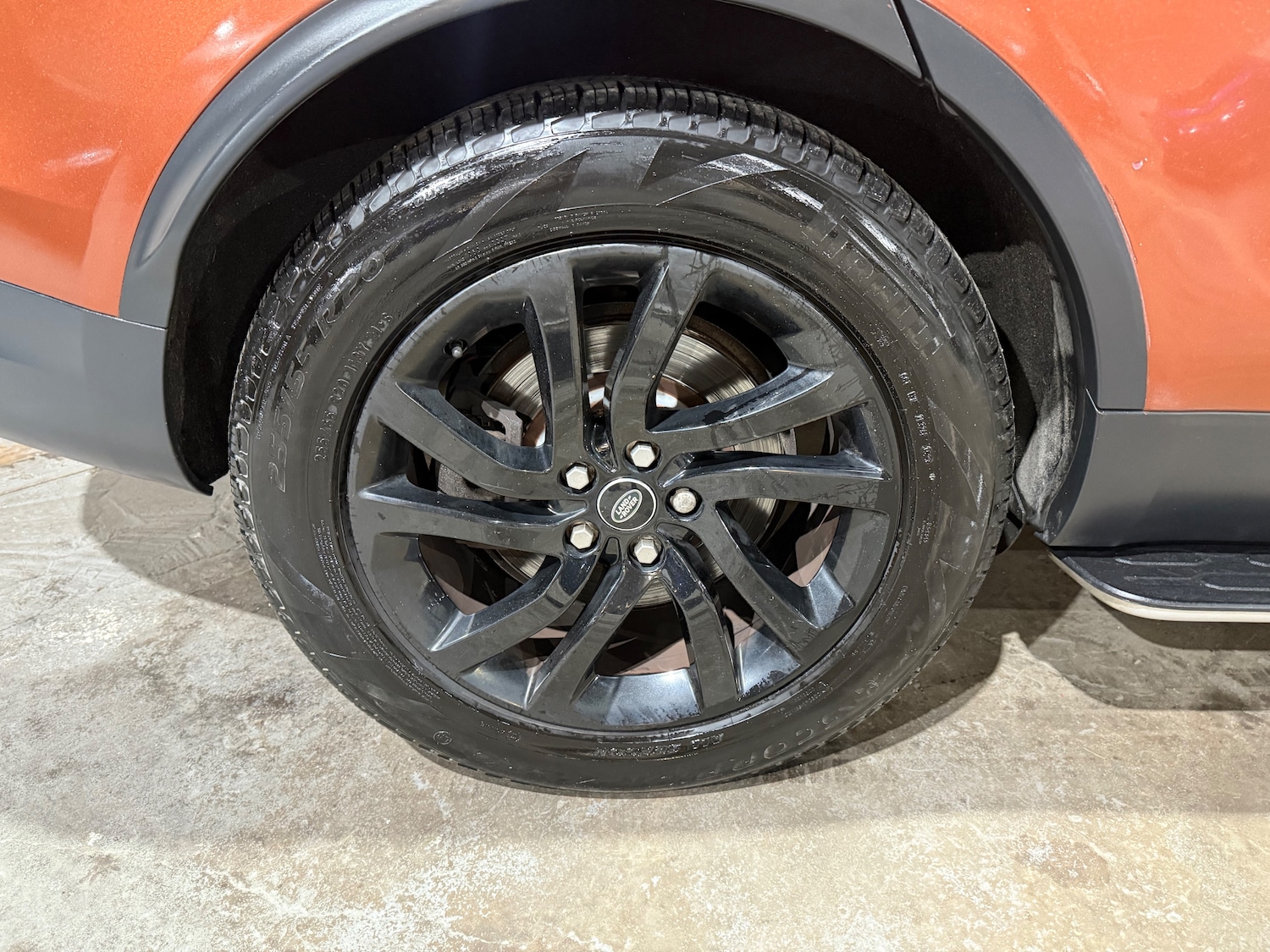 Used Land Rover Discovery 2017 for sale - 77287374: Photo 67