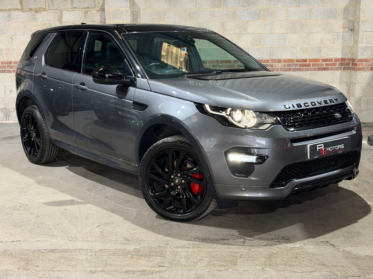 Used Land Rover Discovery Sport 2017 for sale - 78137218: Photo 1