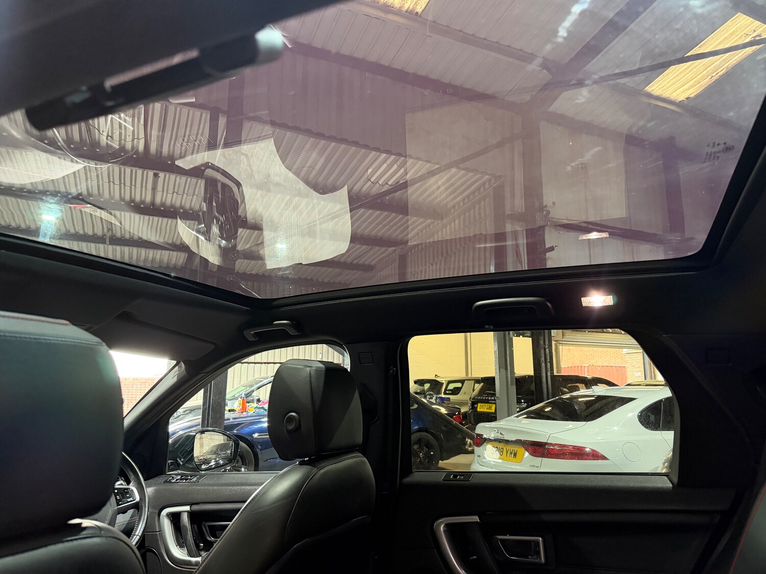 Used Land Rover Discovery Sport 2017 for sale - 78137218: Photo 19