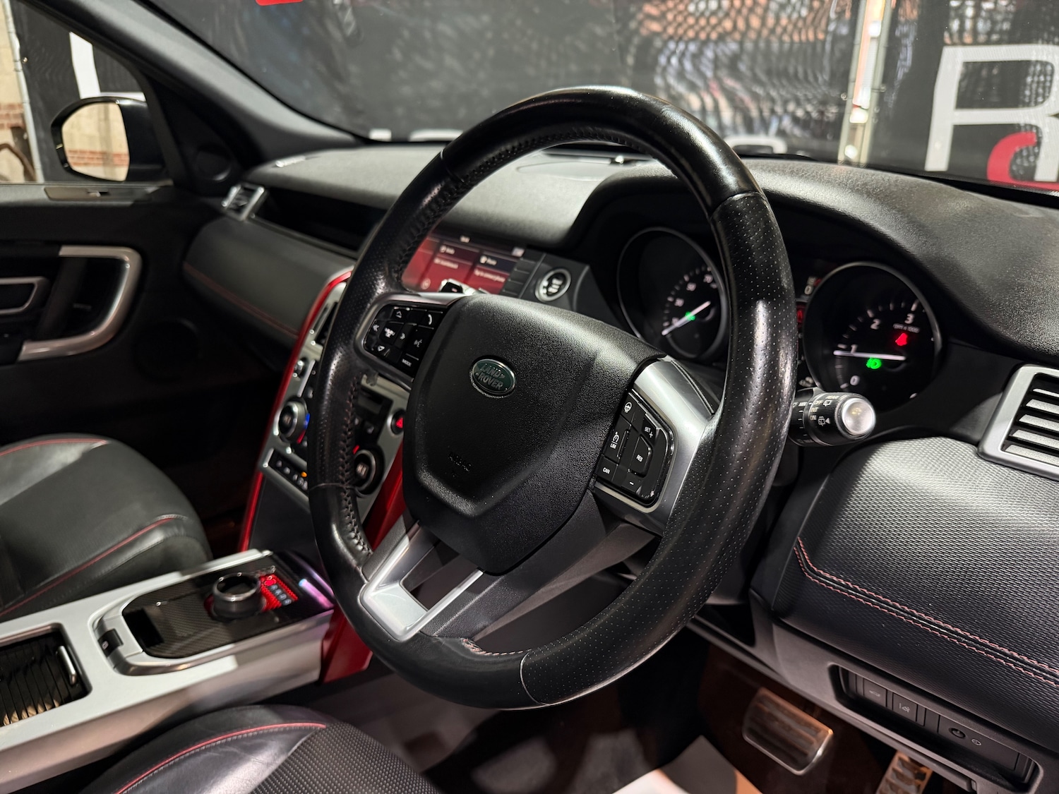 Used Land Rover Discovery Sport 2017 for sale - 78137218: Photo 32