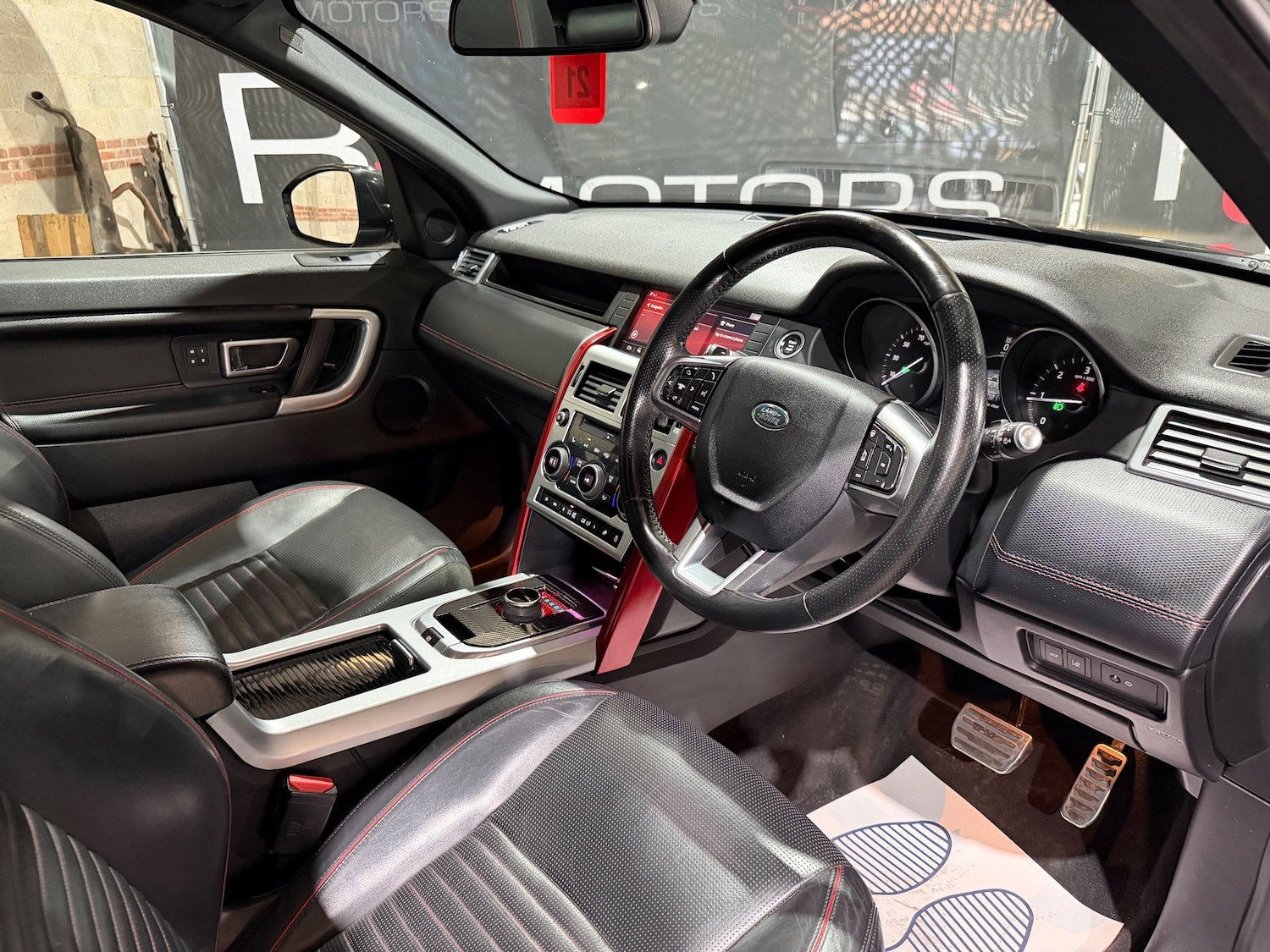 Used Land Rover Discovery Sport 2017 for sale - 78137218: Photo 33