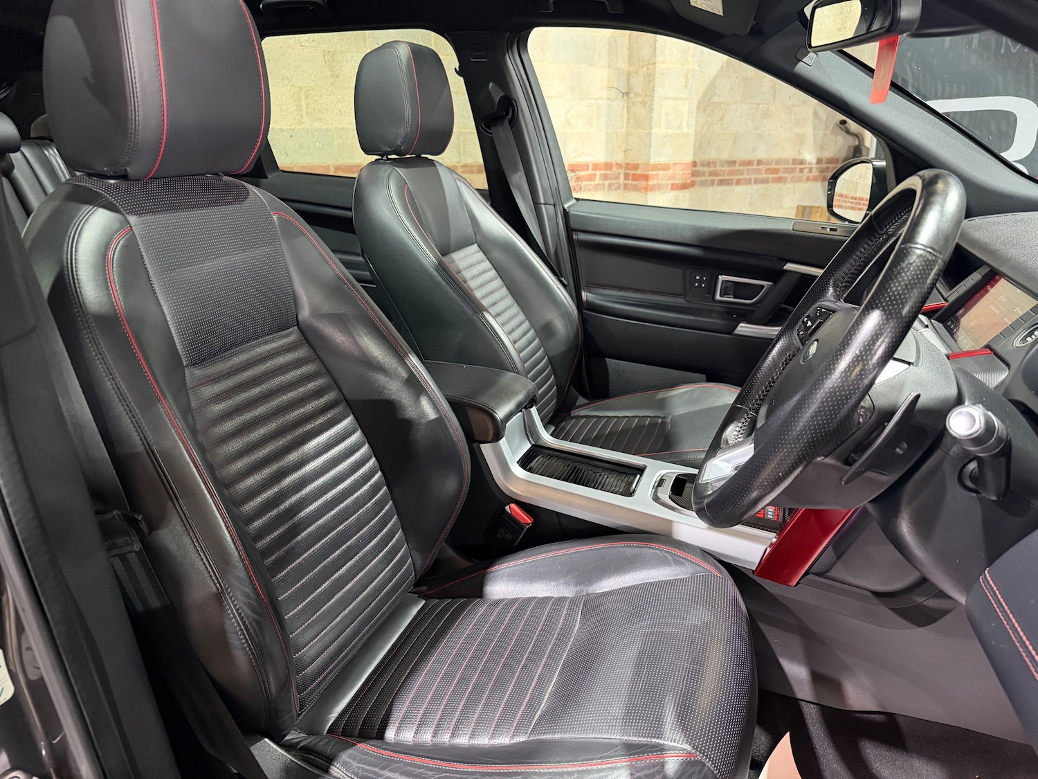 Used Land Rover Discovery Sport 2017 for sale - 78137218: Photo 34