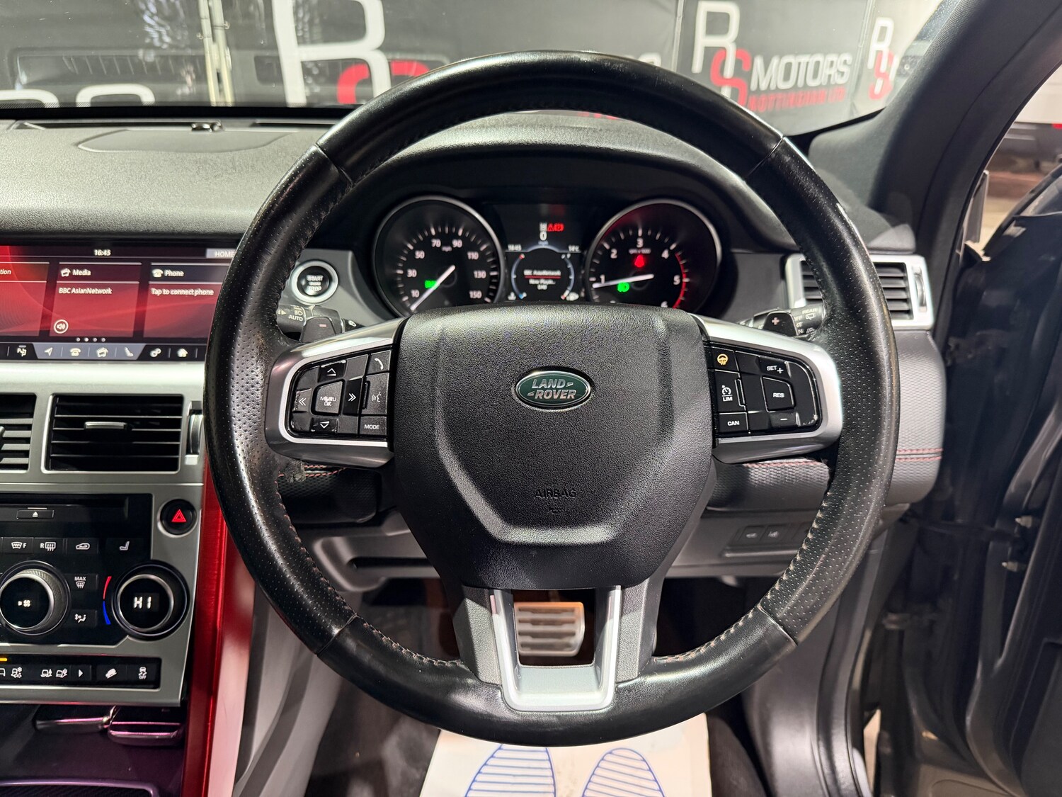 Used Land Rover Discovery Sport 2017 for sale - 78137218: Photo 37