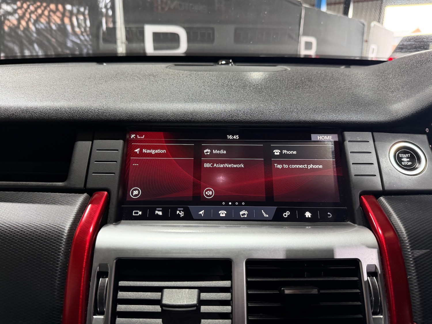 Used Land Rover Discovery Sport 2017 for sale - 78137218: Photo 44