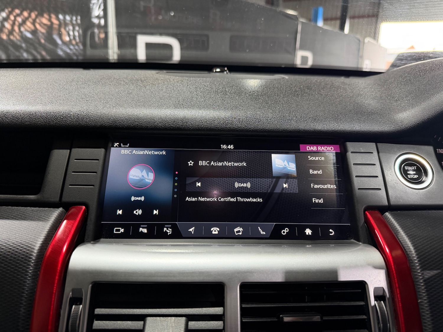 Used Land Rover Discovery Sport 2017 for sale - 78137218: Photo 48