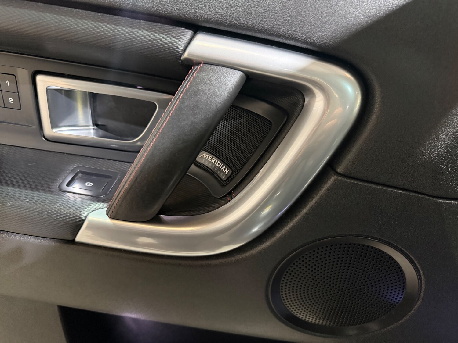 Used Land Rover Discovery Sport 2017 for sale - 78137218: Photo 9