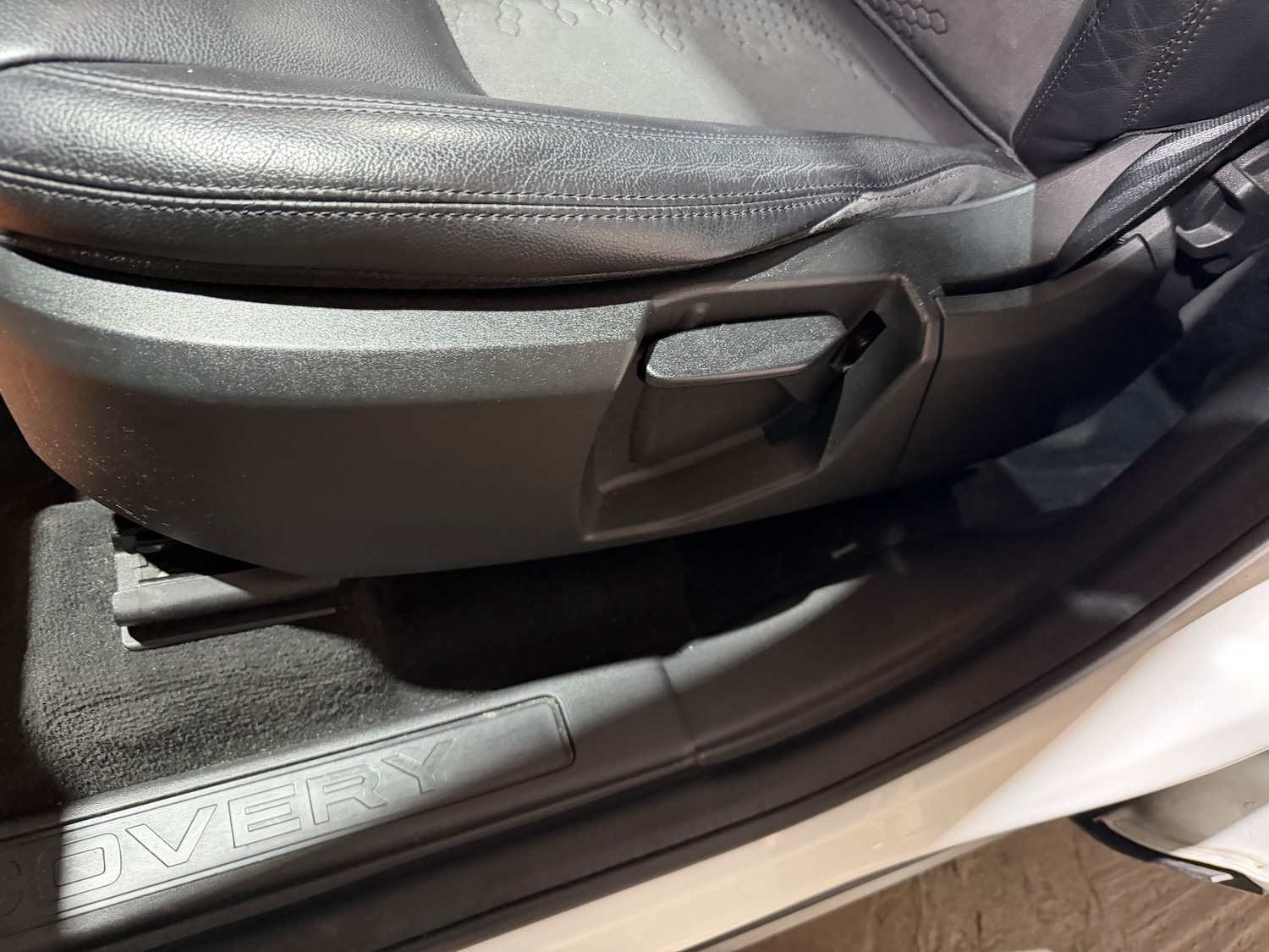 Used Land Rover Discovery Sport 2018 for sale - 77931772: Photo 10