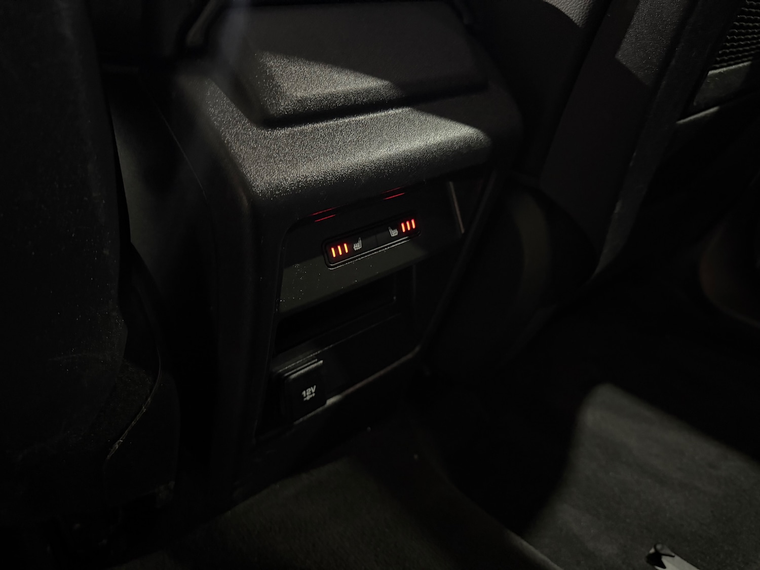 Used Land Rover Discovery Sport 2018 for sale - 77931772: Photo 15