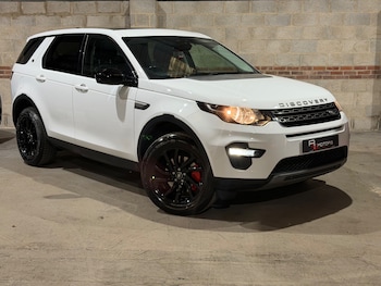 Land Rover Discovery Sport feature image