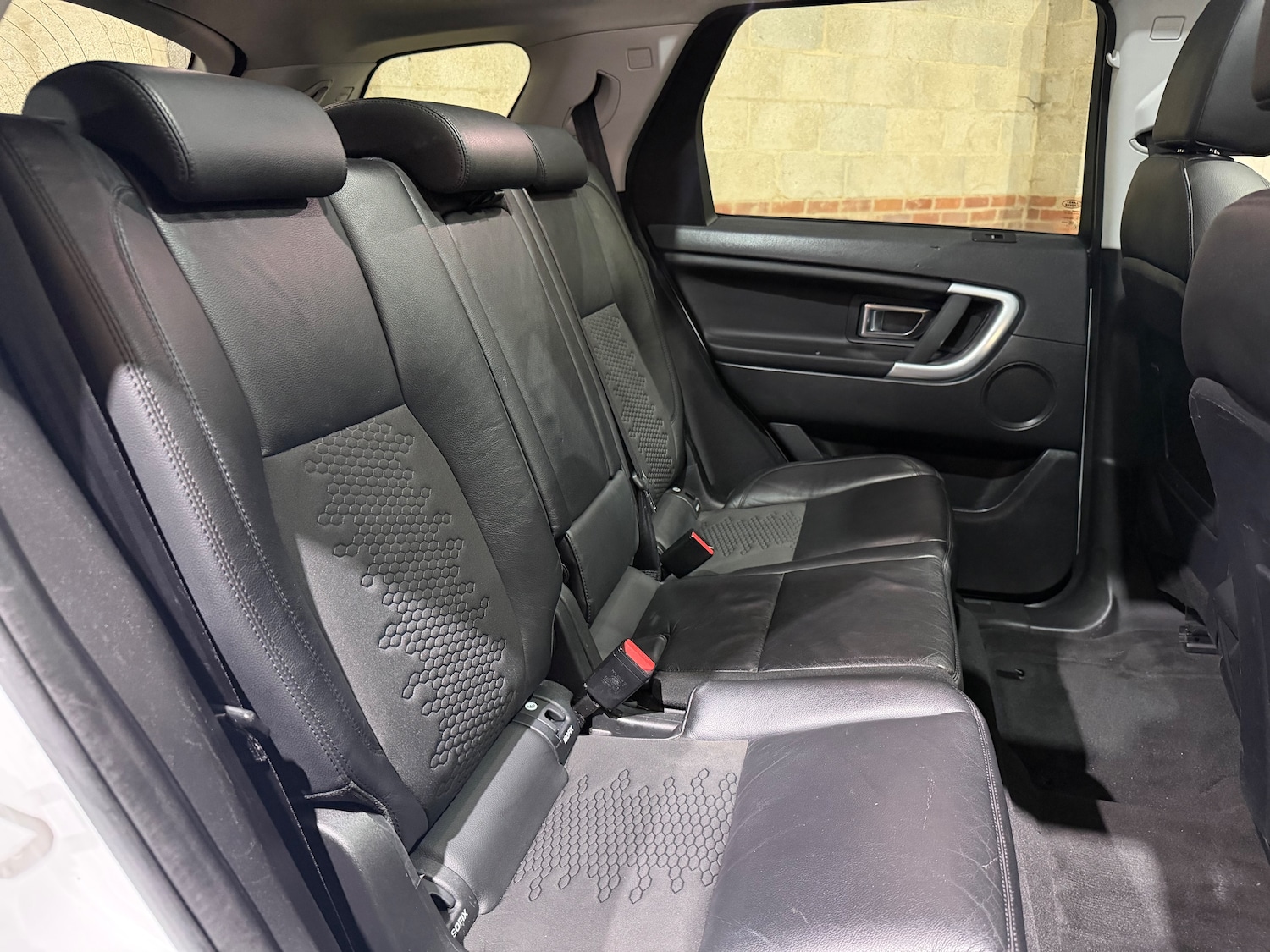 Used Land Rover Discovery Sport 2018 for sale - 77931772: Photo 24