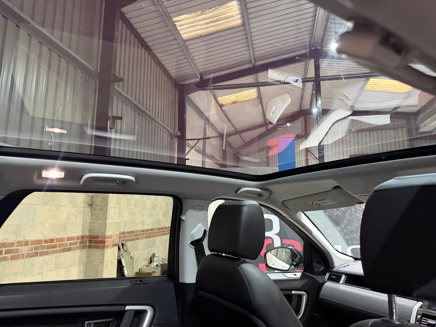 Used Land Rover Discovery Sport 2018 for sale - 77931772: Photo 25