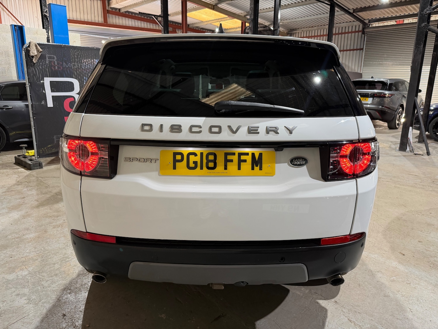 Used Land Rover Discovery Sport 2018 for sale - 77931772: Photo 3