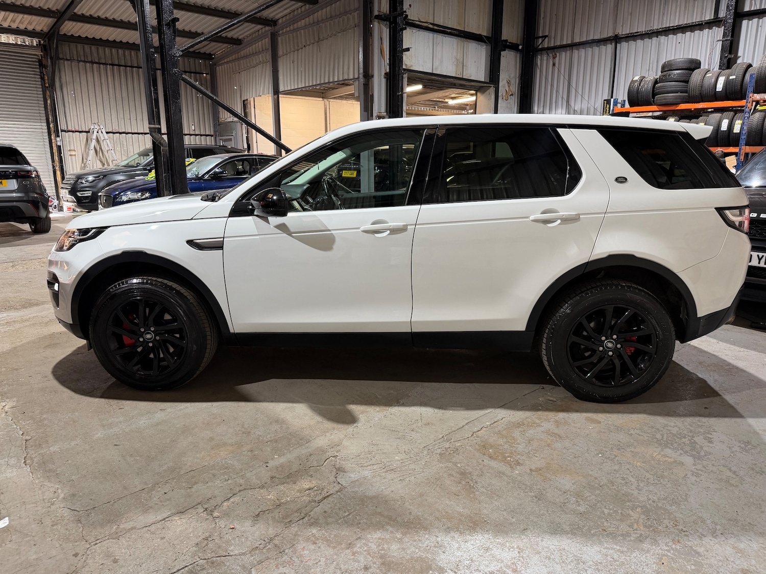 Used Land Rover Discovery Sport 2018 for sale - 77931772: Photo 4