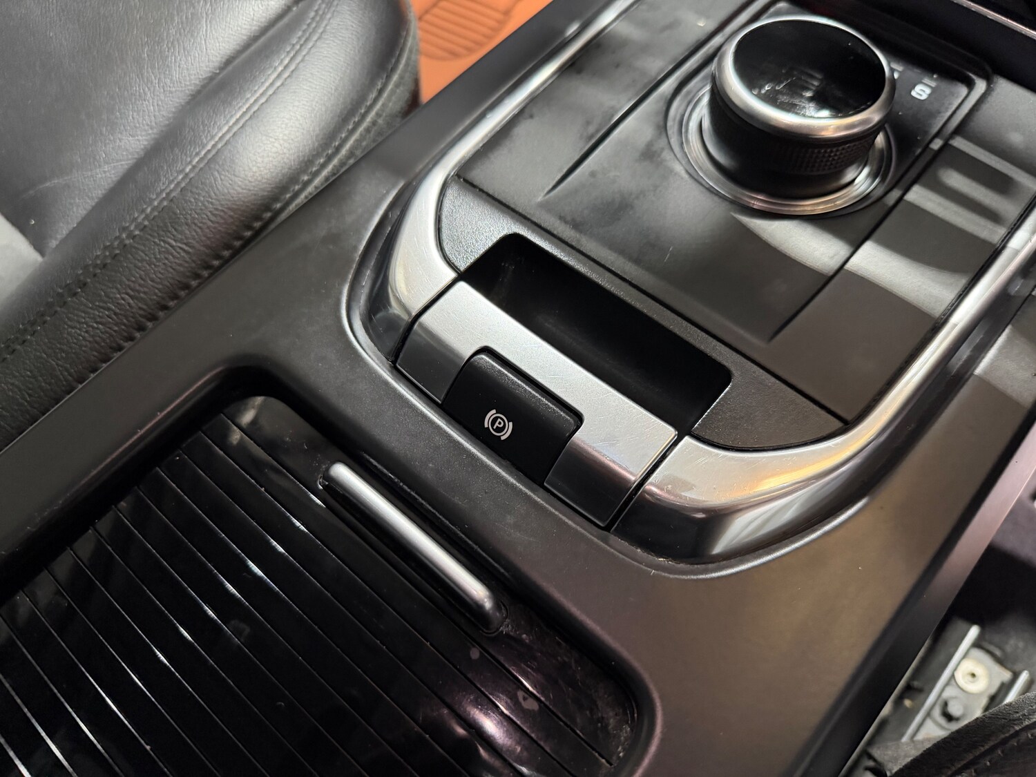 Used Land Rover Discovery Sport 2018 for sale - 77931772: Photo 48