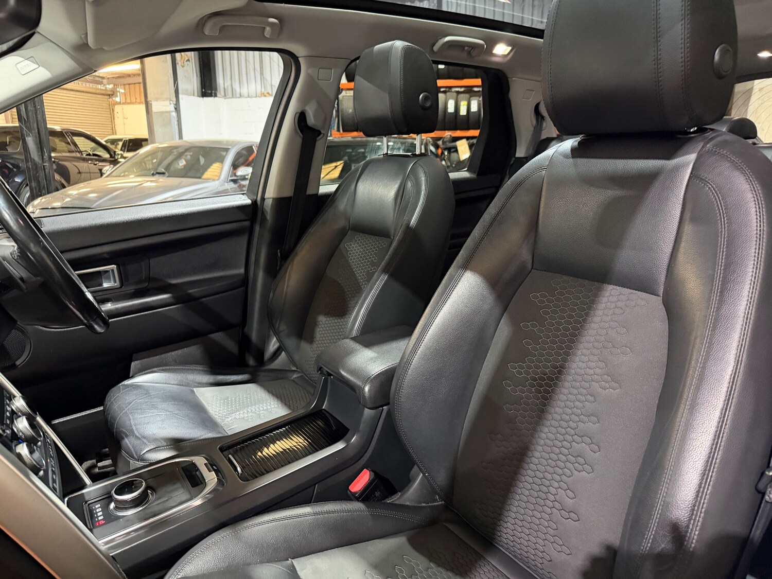 Used Land Rover Discovery Sport 2018 for sale - 77931772: Photo 9