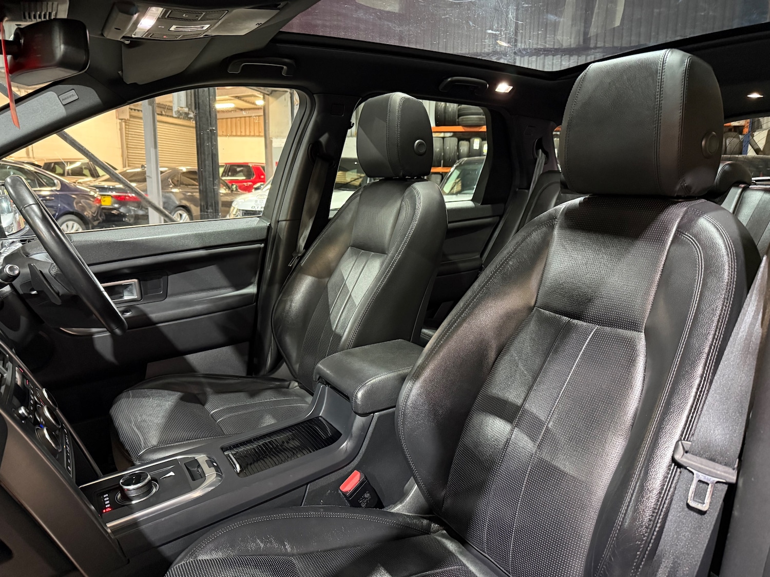 Used Land Rover Discovery Sport 2019 for sale - 77084139: Photo 11